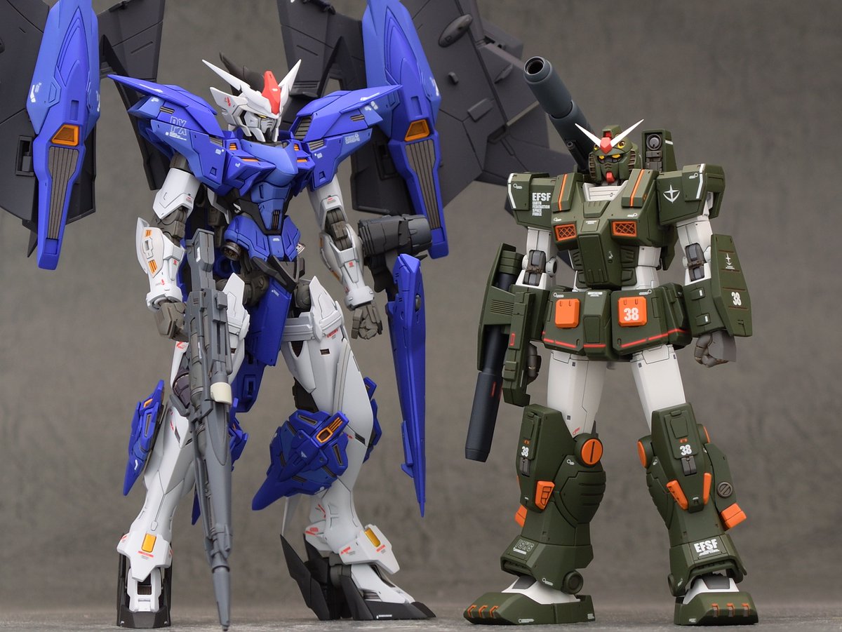 GanpraWeeei's tweet photo. 【告知】
本日発売の月刊モデルグラフィックス 2026年12月号にてHGガンダムグリープとHGフルアーマー ガンダムの作例を担当しました。巻頭特集は『新しい零戦の作り方』です。併せてどうかご覧ください😊 https://t.co/jPWxMvldAB