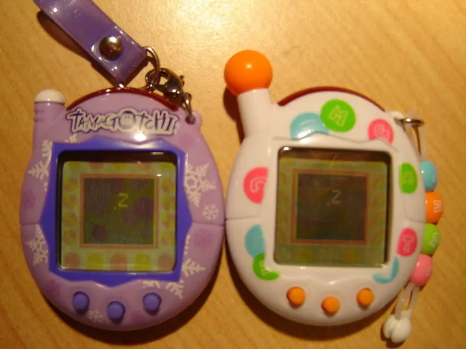 NostalgiaFolder's tweet photo. Tamagotchis https://t.co/LogiWZSOu5