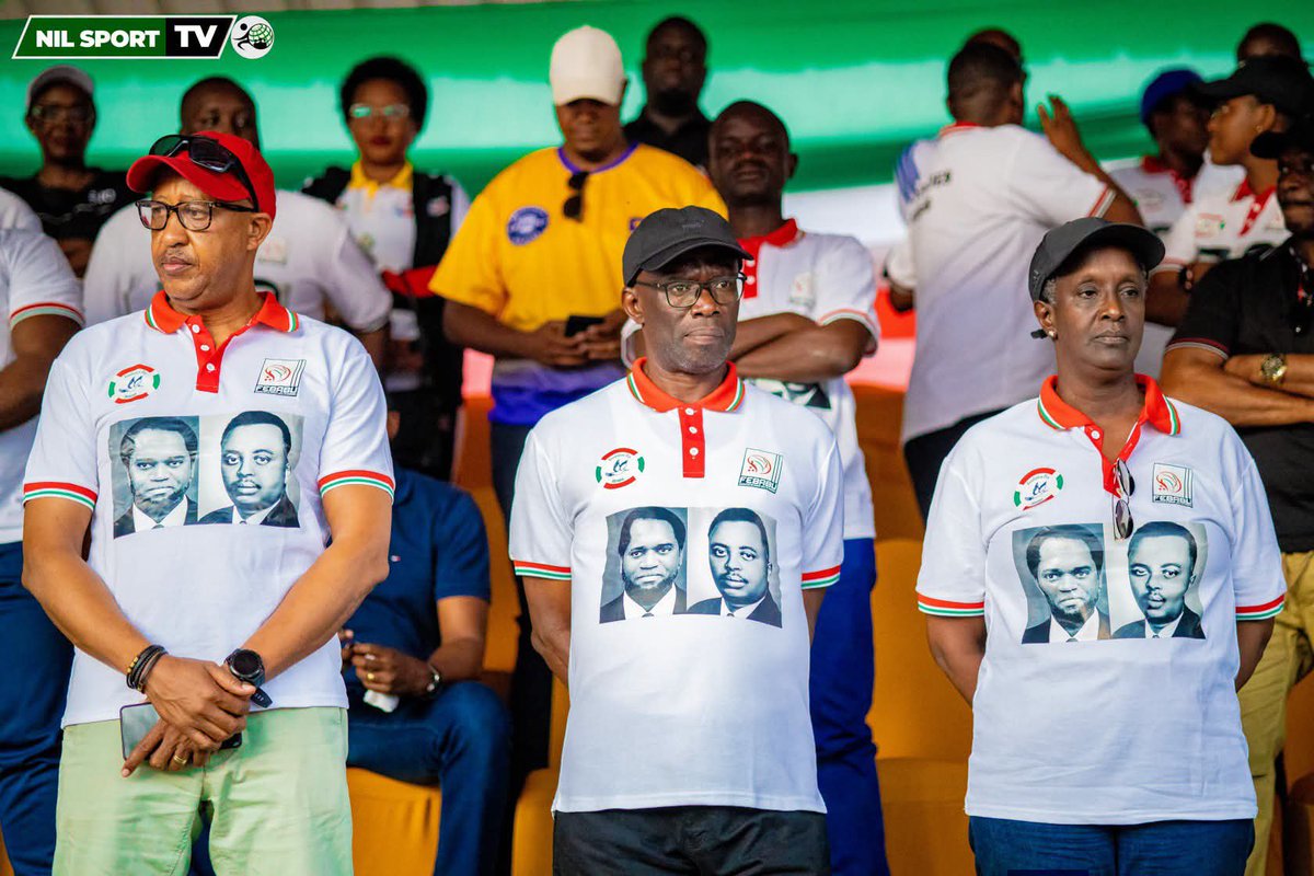 ErnestBara75262's tweet photo. #Burundi :
Inkino zitiriwe Incungu ya Demokarasi @Mélchior NDADAYE
@DorianeMunezero #Intumwa #Ikiriho #RTNB @R_Ndikuriyo @GeneralNeva @nancymutoni https://t.co/s0fj1l9p3I
