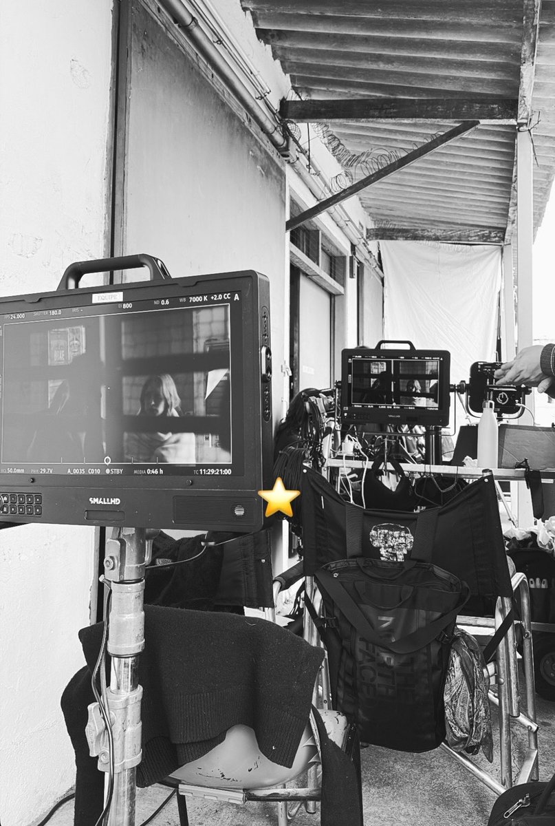 mrbupdates tweet picture