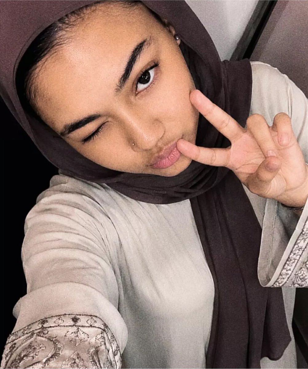 fadauseeh's tweet photo. Hi 👋 https://t.co/ETDLbdZYdl