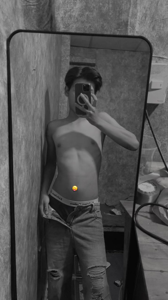 Binedayne's tweet photo. Chính thức gia nhập đường đua x để chung vui vs mọi người:)) #baclieu #gay #bot #lgbt #Binedayne #Bine https://t.co/5RZk9xjBXZ