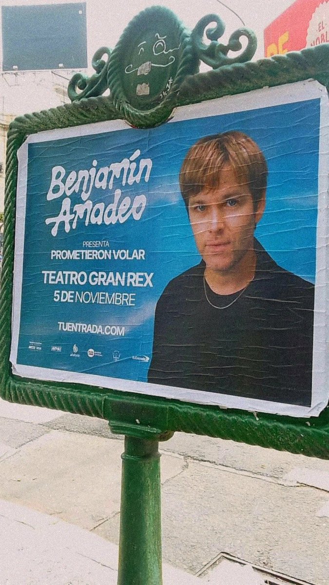AMADEISTAS's tweet photo. LAS CALLES ANDAN DICIENDO QUE NOS VEMOS EL 5 DE NOVIEMBRE EN EL GRAN REX @benjaminamadeo 🙃💛✨️ https://t.co/Pwsoy5kkw8