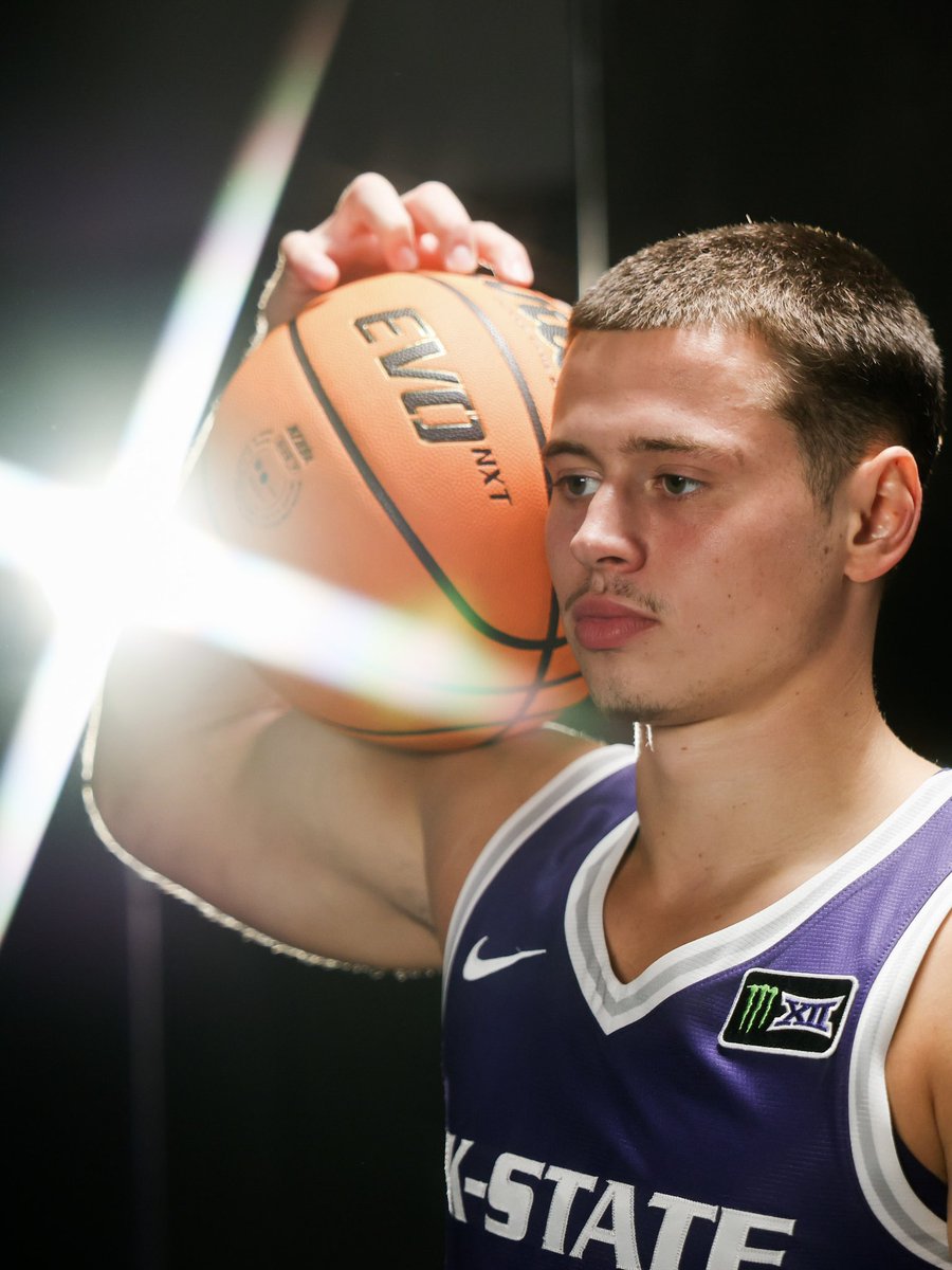 KStateMBB's tweet photo. ✨✨ https://t.co/oLnq80TUHn