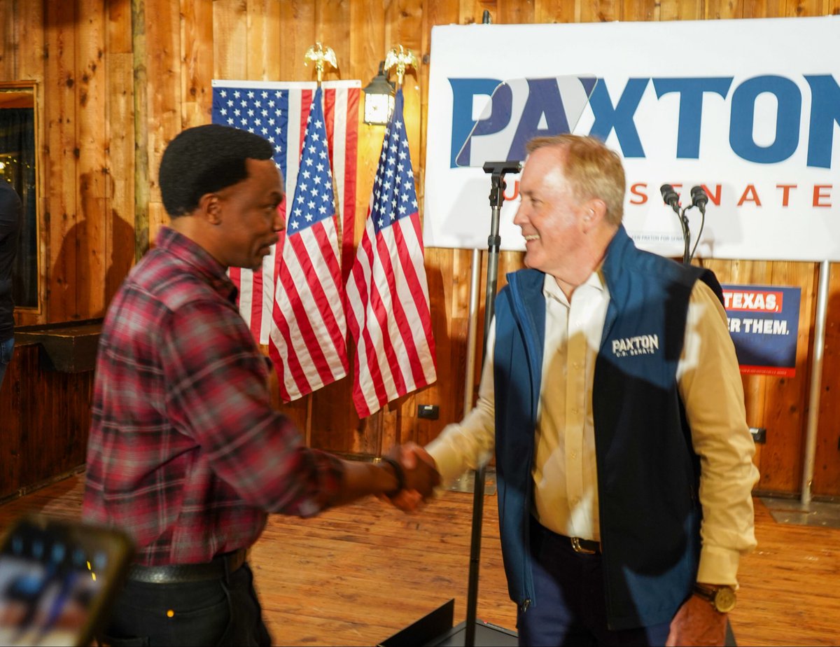 KenPaxtonTX's tweet photo. Thank you, Fort Bend! The room was packed with patriots fighting for this country. 

America is on the line. Get out and VOTE TODAY. Don’t wait! 🇺🇸 https://t.co/okLCGHcPNs