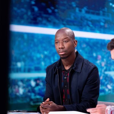 InterMiamiZone's tweet photo. 🚨O ex jogador e atual jornalista Brad Wright-Phillips votou em Lionel Messi como MVP da liga em 2026!

Muito bem @BWPNINENINE 👏 https://t.co/vbMuv3TRSd