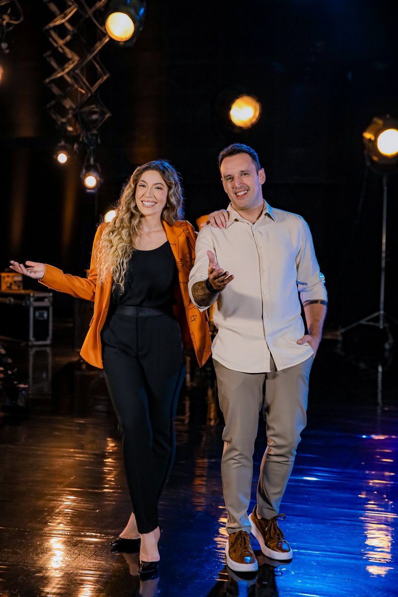 EdmilsonSBT's tweet photo. Na Sessão +SBT #SessaoMaisSBT com Mayara Mattar e Rodrigo Capella de 21 a 23/10/26, às 22h

Quarta, 21 - Qual é a Música?

Quinta, 22 - Passa ou Repassa com Gugu, Angélica e Celso Portiolli

Sexta, 23 - Fala Dercy com o episódio "A Julieta do Romeu" https://t.co/myOdoBmFsV