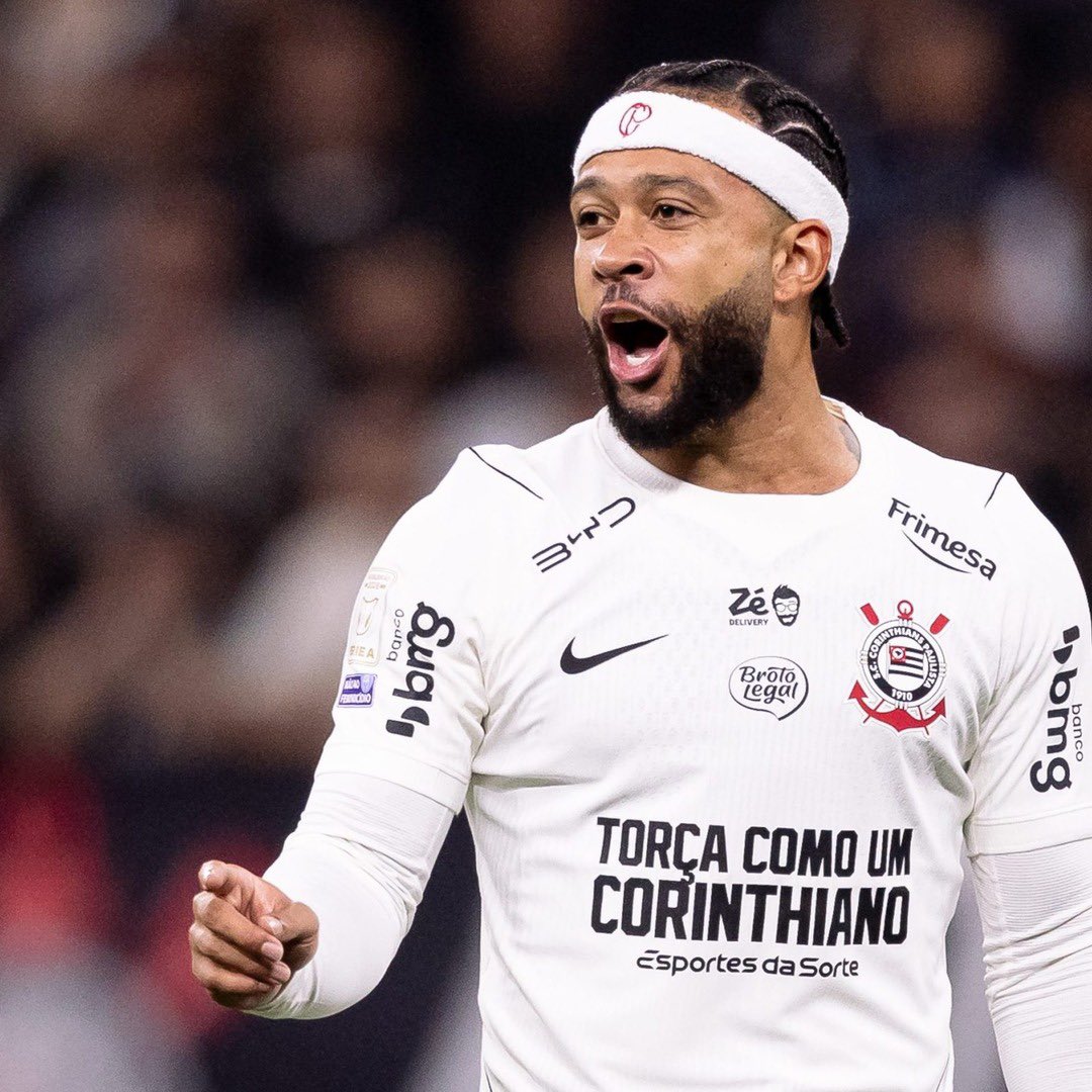 _sccpnews's tweet photo. 🚨 | O atacante Memphis Depay sofreu um edema muscular no bíceps femoral da coxa direita.

📸 | Crédito não informado https://t.co/VCRjBLYmdD
