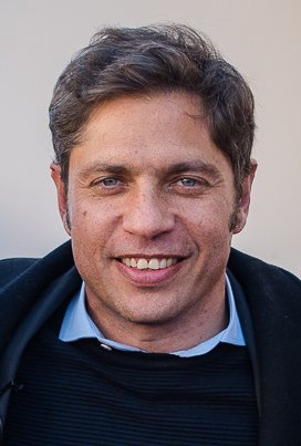 ChauOperetaK's tweet photo. Resulta que uno de los narcos más buscados de Rosario estaba escondido en la provincia de Buenos Aires y tuvo que ir a buscarlo la Policía de Santa Fe.

Acá el video de la detención y la cara del que lo protegía. El kirchnerismo siempre del lado de los delincuentes. Vergüenza 👇 https://t.co/TabzFwznKC