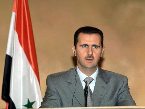 FedayeenAssad's tweet photo. Bashar al-Assad at a press conference in Madrid, 3 May 2001 https://t.co/w2PQVr0Z4D