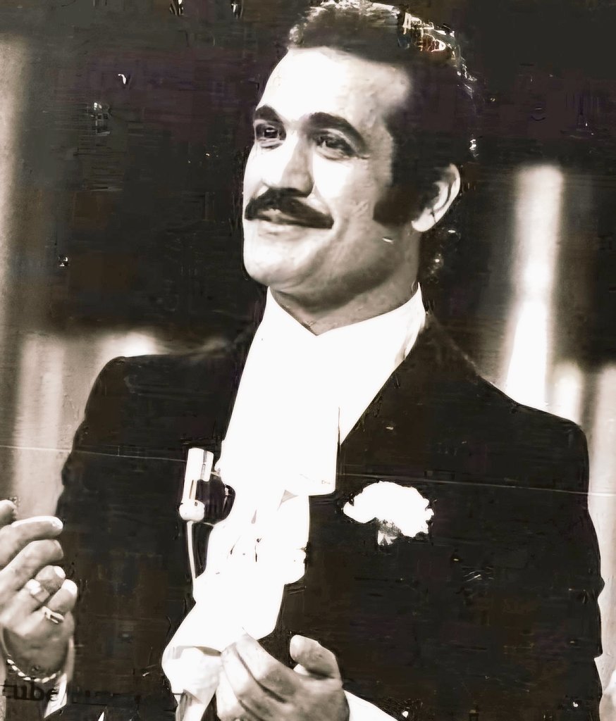 Iran1Asl's tweet photo. فريدون فرخزاد: «روزی ملت ما آزاد میشه و این روز زیاد دور نیست.» https://t.co/i3o10XyRra