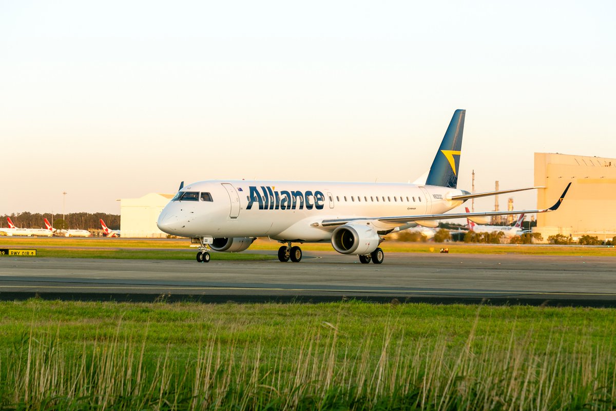 embraer's tweet photo. NOTÍCIA | Alliance Airlines e Embraer renovam parceria para excelência em serviços à frota de E190. Leia notícia completa: https://t.co/QM2ICwv6SB https://t.co/HUON3V9bSf