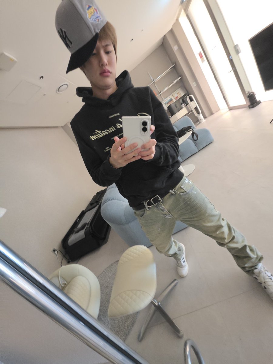 hangyodeom tweet picture