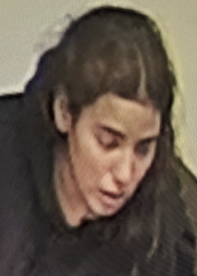 TPSOperations's tweet photo. MISSING:
Rose, 18
- last seen Oct 21 @ 4am in the Dundas St W &amp; Bathurst St area
- described as 5'2, medium build, straight black hair and brown eyes
- last seen wearing a black hoodie, grey sweatpants, black/white/red shoes
#GO2214034
^se https://t.co/AIPHBHZSYn