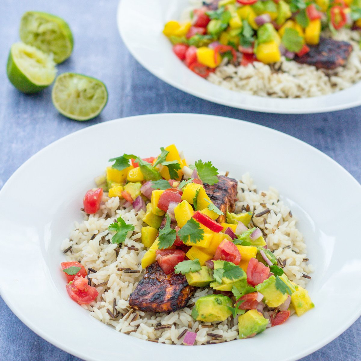 easypeasyfoodie's tweet photo. This Jerk Salmon with Mango and Avocado Salsa is super quick, easy to make and pretty healthy too, but tastes out of this world. https://t.co/BGQBiPvpO7

#jerk #salmon #jerksalmon #mango #avocado #mangosalsa #salsa #fish #under30minutes https://t.co/u3W5a2z1Tf