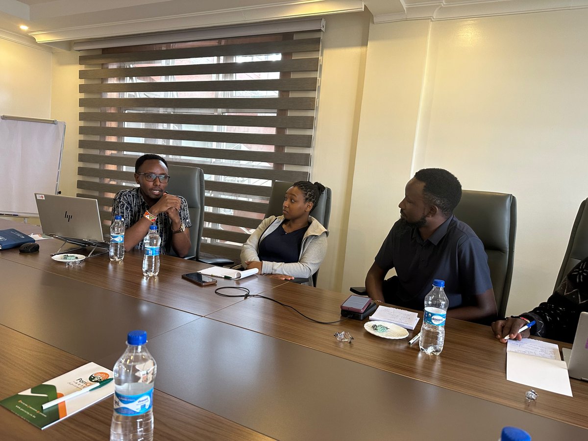 GNBKenya's tweet photo. The @GNBKenya Youth Advisory Panel joined a training organised by @YouthAntiFGMKe on 16–17 October, covering public speaking, policy engagement, harmful practices and ethical storytelling to strengthen youth-led advocacy to advance girls’rights. #Future4Binti #EndChildMarriage https://t.co/TQOXro9z78
