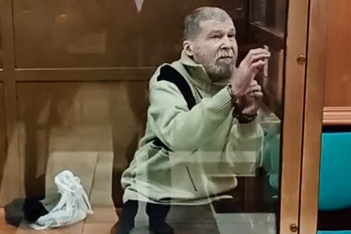 OstapYarysh's tweet photo. The “humanitarian” conditions in the Russian penal colonies where Stephen Hubbard was held for four years, according to POWs released from the same facilities:  

Pakino, Penal Colony No. 7  

▪️ Beatings with a hard object on the soles of the feet and buttocks. 
▪️ Physical abuse, including forcing detainees to walk in circles inside their cells for hours and to crawl.
▪️ Starvation: small food portions and the periodic withholding of food.  

Novozybkov, Pretrial Detention Center No. 2  

▪️ Beatings upon arrival, during interrogations and inspections, and throughout detention. 
▪️ Physical abuse, including prohibiting detainees from sitting down or moving around throughout the day. 
▪️ Prisoners forced to remove their tattoos. 
▪️ Psychological torture: forcing prisoners to memorize Russian songs and forced viewing of Russian propaganda television programs. 
▪️Starvation: small food portions and poor-quality food.