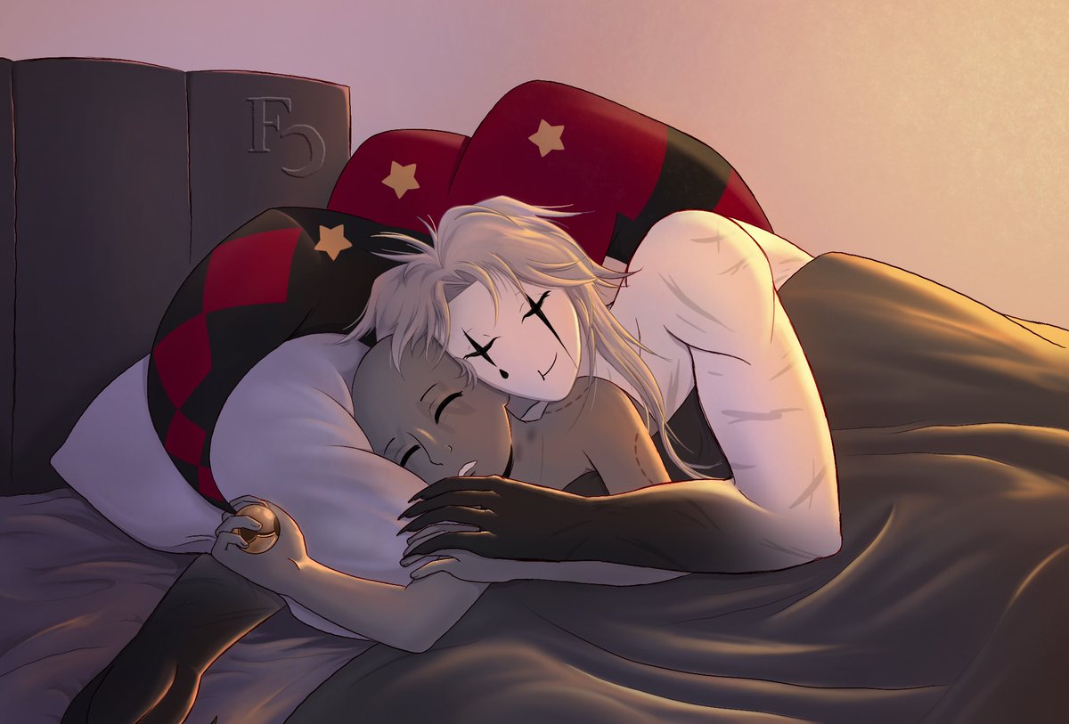 Ruvie_owl's tweet photo. On clôture cette petite histoire avec un bon repos 
🌇🌄🌅

(Je me demande qui des deux a le mieux dormi)

#thefreakcircus #pierrot https://t.co/93vxygAqHr