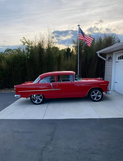 pam__21_'s tweet photo. A 1955 Chevrolet Bel Air🇺🇸 

Does anyone like her？ https://t.co/gEurNastqU