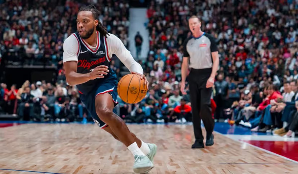 Pickswise's tweet photo. ⭐️ Top NBA Player Props ⭐️

There's plenty of props to choose from in tonight's big slate of NBA games 📊

Our expert has narrowed it down to his two favorites ⬇️
https://t.co/i6bCU11UCM https://t.co/Nju233ACcK