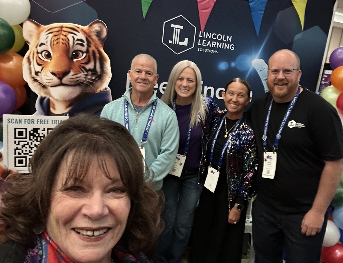 LincolnLearning's tweet photo. Great people and great partnerships make #DLAC26 even better! ๐
Thank you, Dr. Beverly Knox-Pipes, for championing #digitallearning, and Kelli for your partnership with INDILA. Weโre grateful to work with you to support student success!
#LincolnLearning #Partnerships https://t.co/qzRhiwjhZt