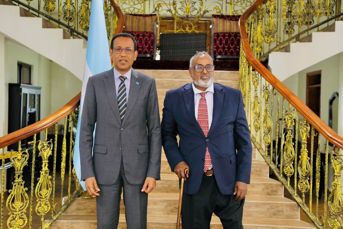 SomaliainKenya's tweet photo. H.E. Mohamed Abdi Ware @MAWareSO, Deputy Executive Secretary of @IGADsecretariat paid a courtesy call on Somali Ambassador @Ijabril. The meeting highlighted the longstanding partnership between #Somalia and #IGAD and our continued collaboration in promoting peace, security and stability across the Horn of #Africa. 

Both sides underscored the importance of regional cooperation in addressing shared challenges and advancing a more peaceful, stable and prosperous region.
