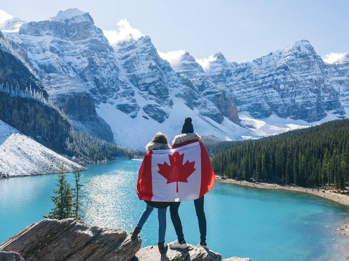 Lisa_VanDusen's tweet photo. Our @policy_mag series 'On Being Canadian' 🇨🇦 https://t.co/LiobIQjR32 
With many thanks to all the writers who've so generously shared their stories:
@goldyhyder
@SenatorWanda
@Thomas_dAquino
Baltej Singh Dhillon
@HowardFremeth
@jdmstewart1
Gina Cody 
@DonaldColinRob1
@FlavioVolpe1
Deep Saini
@kathygannon
@danielbeland
Jeremy Kinsman
@SusanBonner
@SenBoehm
@robinvsears
Graham Fraser
@awilsonsmith  
@ProsaicPKent
@GuyLepage14
Whit Fraser
@anilwasif
@StackhouseJohn
@DerekNighbor
@ElizabethMay
@ChrisLaBossiere
@Lisa_VanDusen

#cdnpoli #Canada 🇨🇦