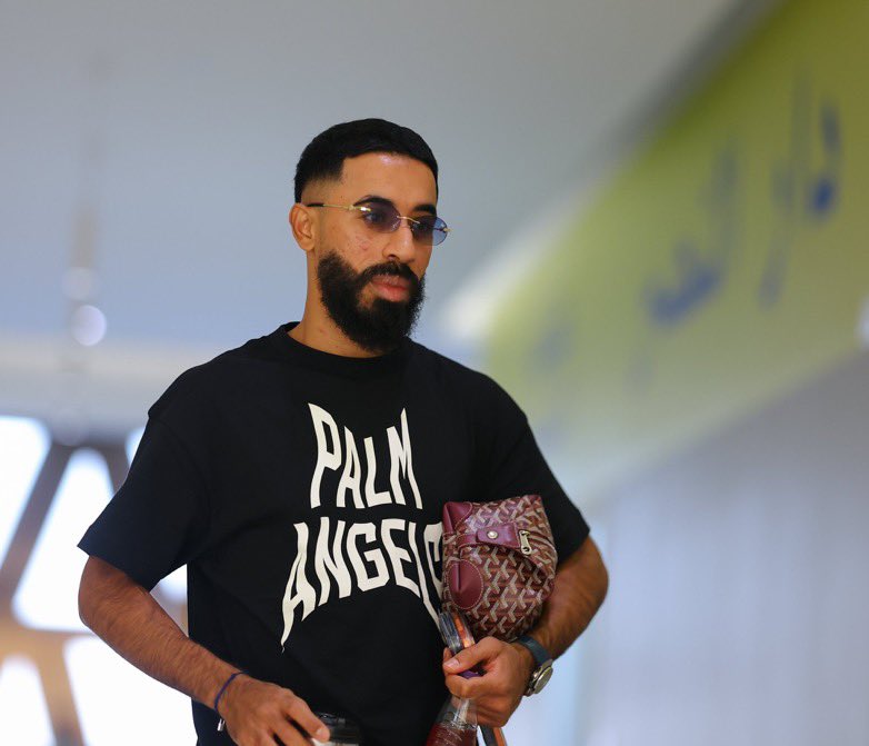 say3ri's tweet photo. لقطات من حضور وأناقة نجوم النصر في مران اليوم 📸💛

#دوري_روشن_السعودي https://t.co/5eBit3GxYm