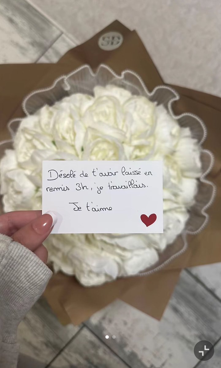 noussa2ness's tweet photo. Ce que je mérite https://t.co/ciSf5I2zbD