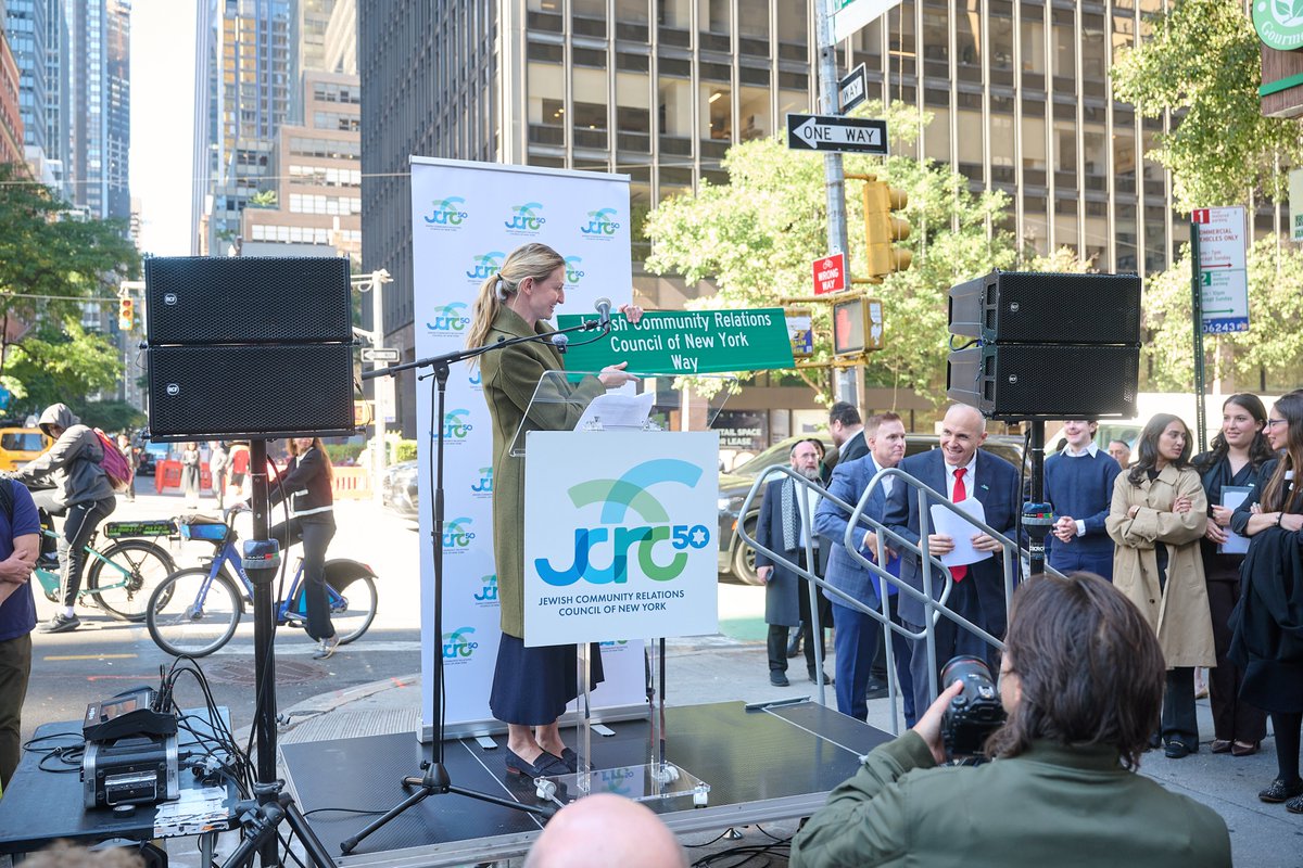 vmmaloney's tweet photo. From the immigrant families who built our neighborhoods to the generations who shaped our City's culture, Jewish New Yorkers have helped write the story of New York. And they will always have an ally in me.

Proud to have led the effort along with @speakerjuliemenin to dedicate Jewish Community Relations Council of New York Way at East 47th Street and Second Avenue, honoring 50 years of @jcrcny. Thank you to everyone who celebrated with us!