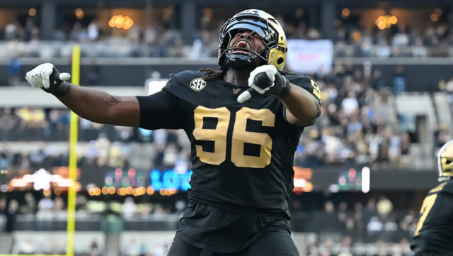 RoushKSR's tweet photo. Kentucky football players still feel the Vanderbilt disrespect from the last two losses to the 'Dores. 

“It’s just something that we’re just going to keep in the back of our mind on Saturday.”

https://t.co/vvYG25dOXT https://t.co/vLWimbgDzq