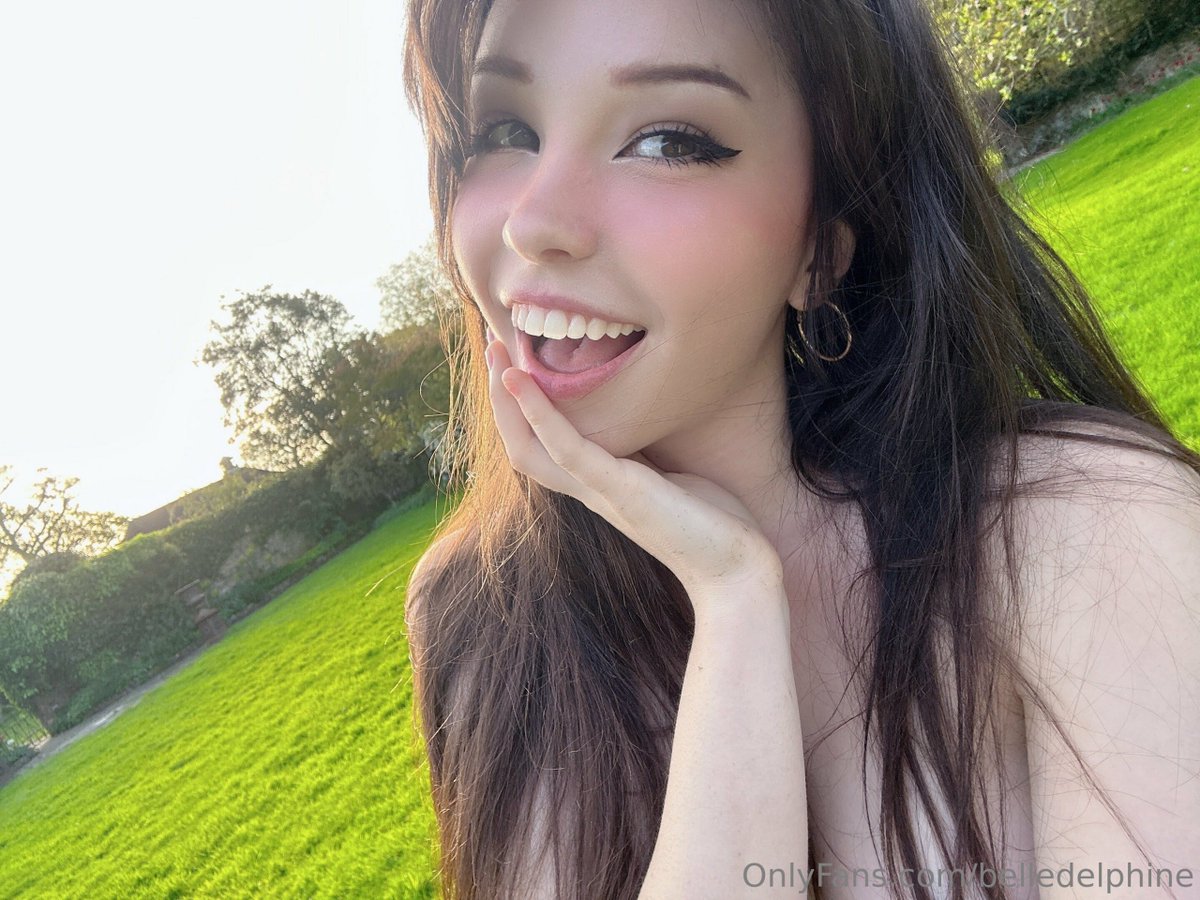 belladelphine67's tweet photo. 🐬 Después de muchos días salió el sol 💓 Así que papi me llevo al parque a jugar y me divertí mucho se nota? 🤭🐬 https://t.co/JoAGZnl3SY