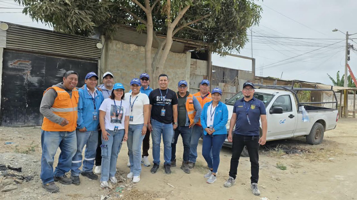 CNTinforma's tweet photo. 📶 Más de 70 familias ya cuentan con internet fijo de alta velocidad mediante fibra óptica de @CNT_EC, gracias a las visitas puerta a puerta realizadas en los sectores Jaime Roldós, 24 de Mayo y Colinas de La Libertad, en el cantón La Libertad, provincia de Santa Elena. 💙 https://t.co/vMAK0f6o2X