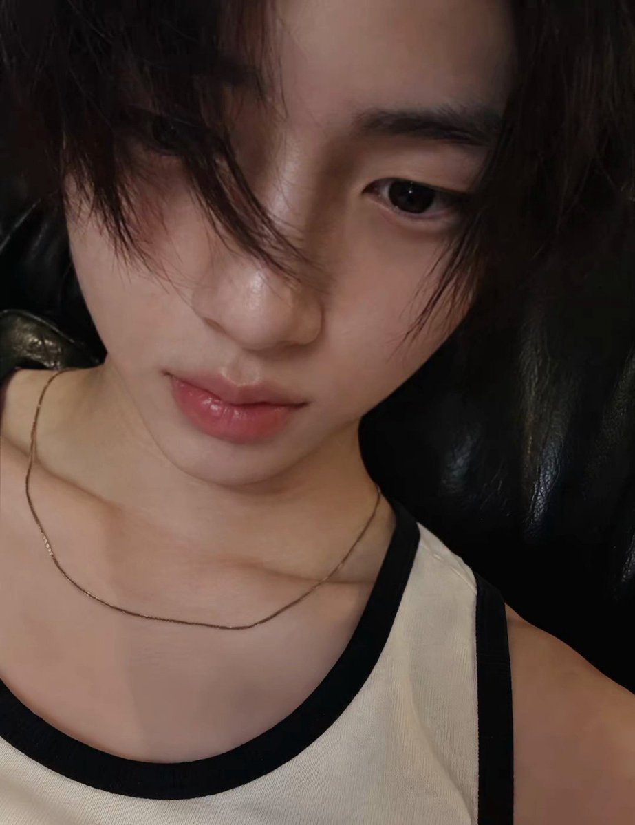 blissimmi's tweet photo. esse é o tal juhoon do grupo cuntis? https://t.co/s958lAY928