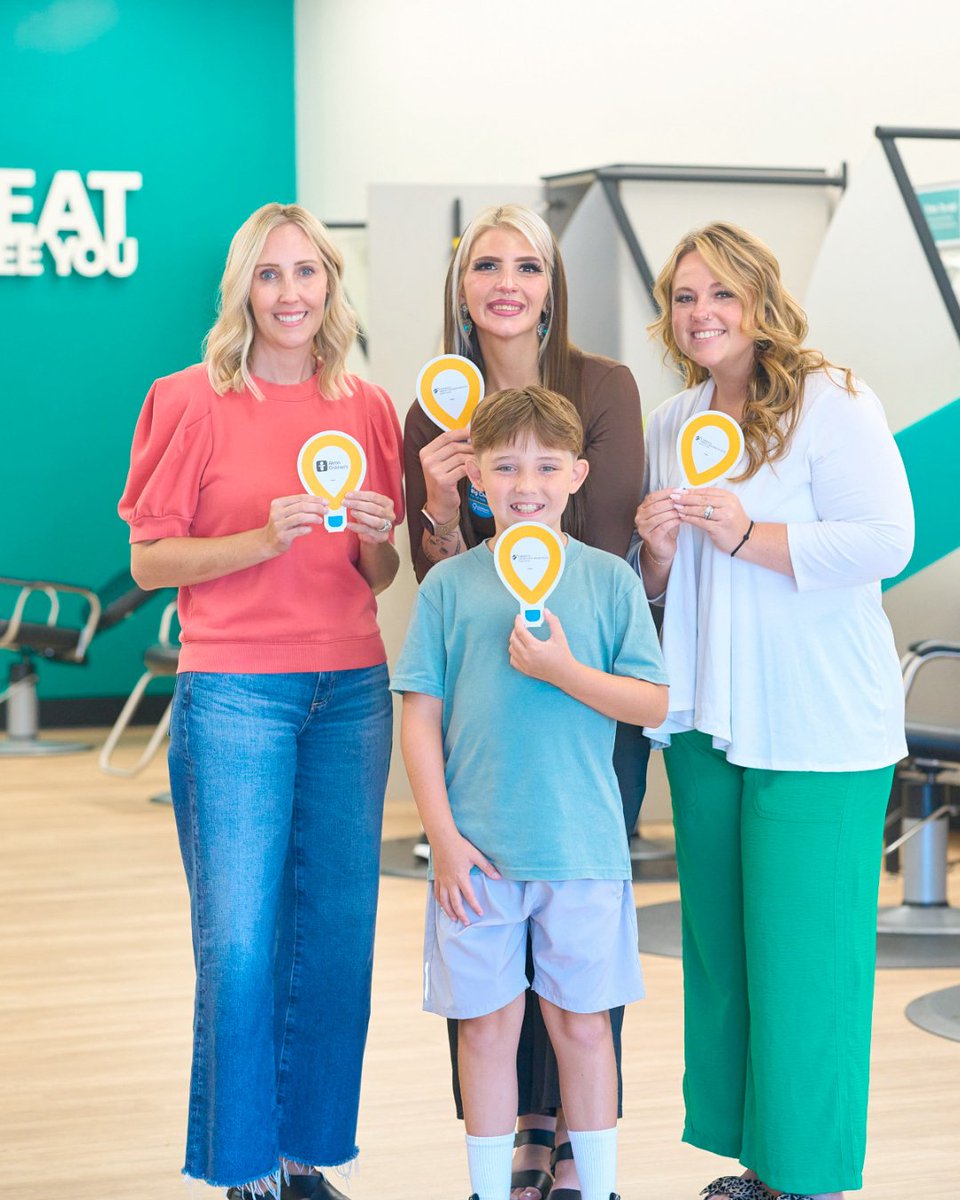 GreatClips's tweet photo. There's still time to make an impact. 💚 This October, donations made at participating Great Clips salons help support your local Children's Miracle Network nospital, funding the care and resources kids and families need when it matters most. https://t.co/XOOjOkChcX