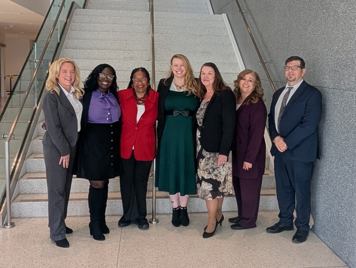 FirstStepPeace1's tweet photo. Wayne County Prosecutor Kym Worthy, in partnership with First Step, announced the Survivors FIRST Program, a diversion initiative for individuals charged with crimes who have experienced gender-based violence. 
More information can be found online at https://t.co/i29CCbx1qx https://t.co/eevUEW3QtZ