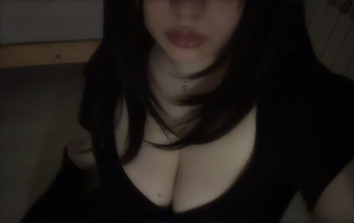 clawziesss's tweet photo. </3
#nsfwtwt #nsfw #thick #curvy #egirl https://t.co/19FubFNgyS
