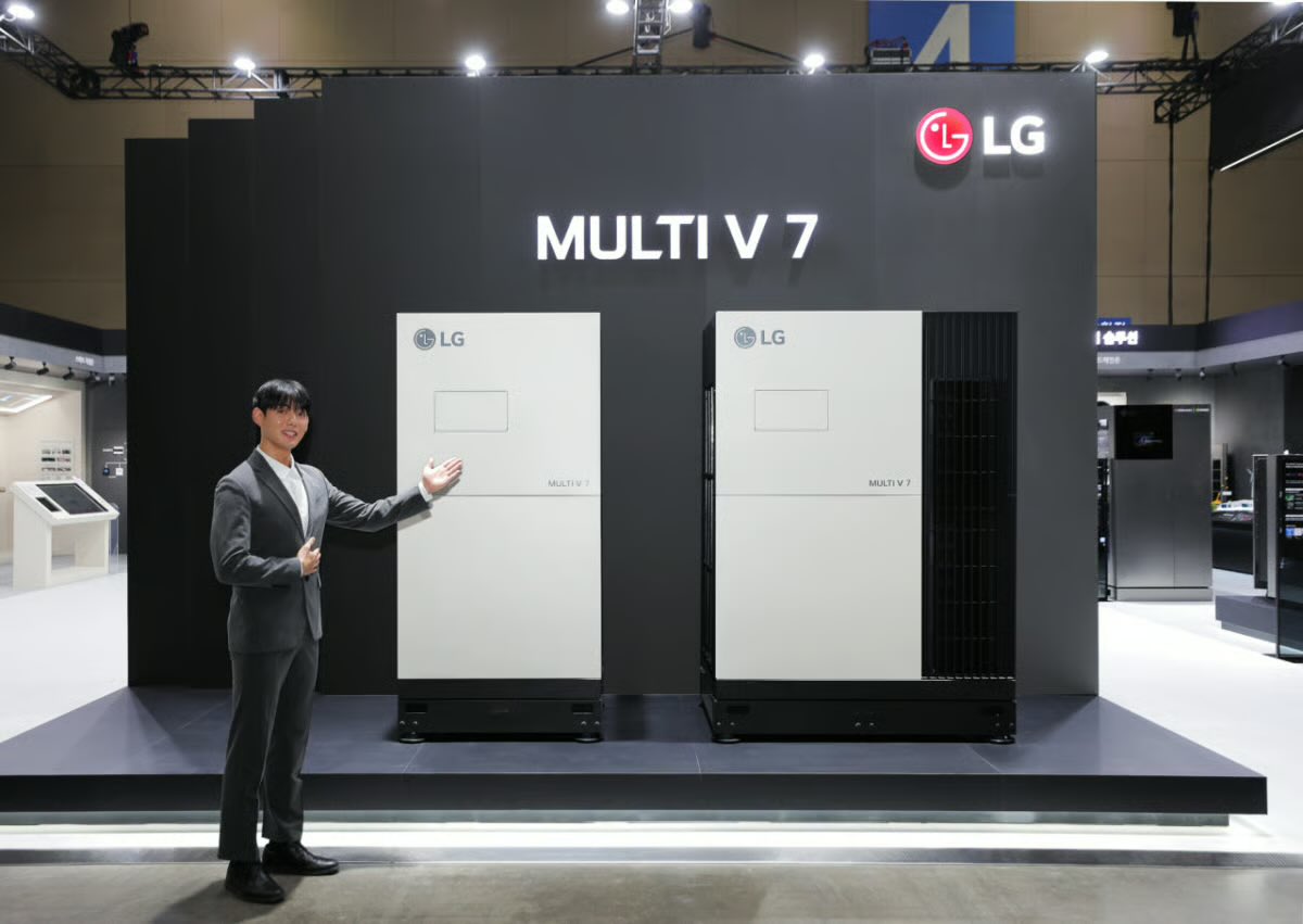 Diagvance's tweet photo. 🔧 LG says its new air conditioner can predict its own faults.

The MULTI V 7, unveiled at HARFKO 2026, ships with dual AI for fault prediction and diagnosis.

AI builds the evidence. The technician owns the decision.

https://t.co/EtsEk2VoyS

#HVAC #AI #Diagnostics #LG https://t.co/ItEw24NXvY