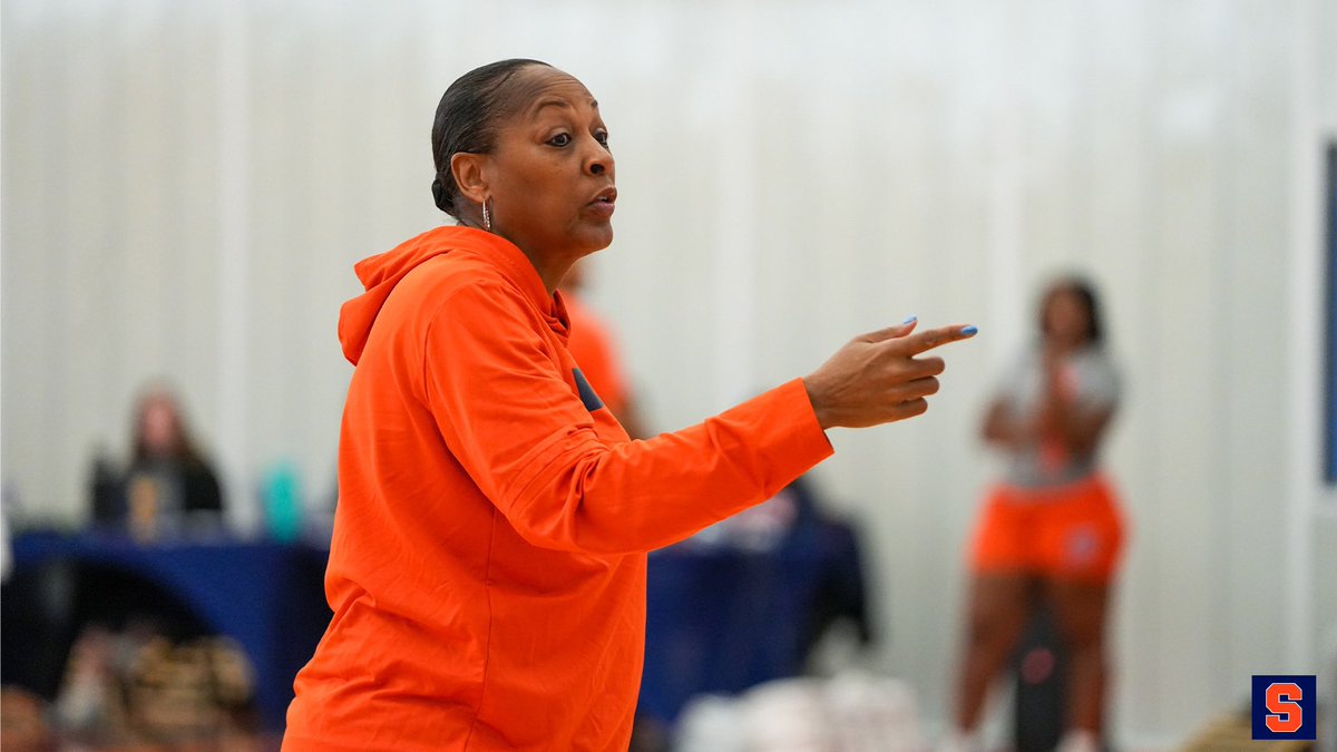 CuseWBB's tweet photo. Wednesday with the squad 🧡🍊 https://t.co/LoyPydKZBW