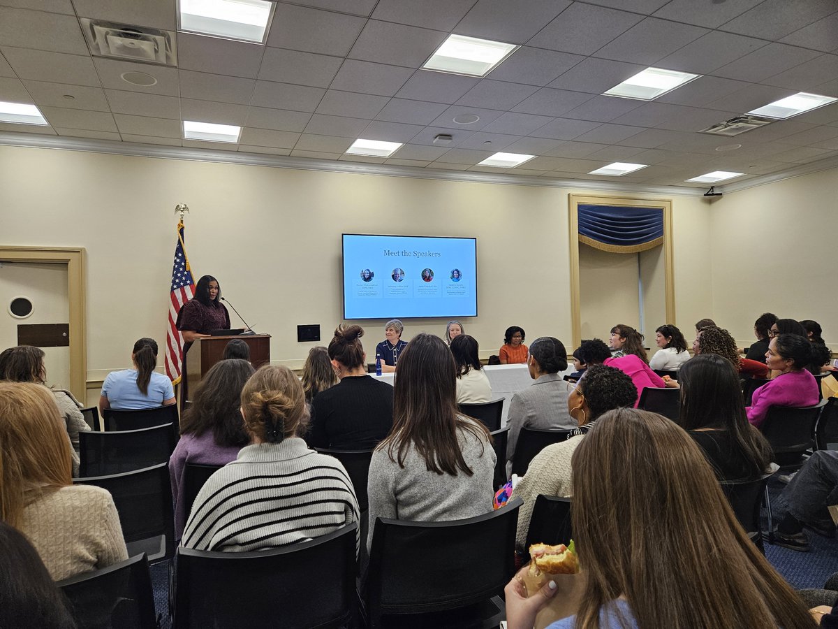 AFullerton10's tweet photo. Thank you to @PCORI for hosting their science fair today and to @MMHLA2 for their Congressional briefing on maternal mental health programs! https://t.co/ZVYJnaKJHQ