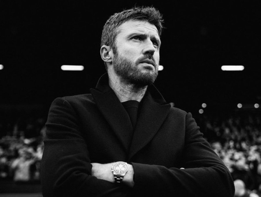 UnitedUpdates's tweet photo. Surely this is the end for Michael Carrick. https://t.co/rkr2L09MgT