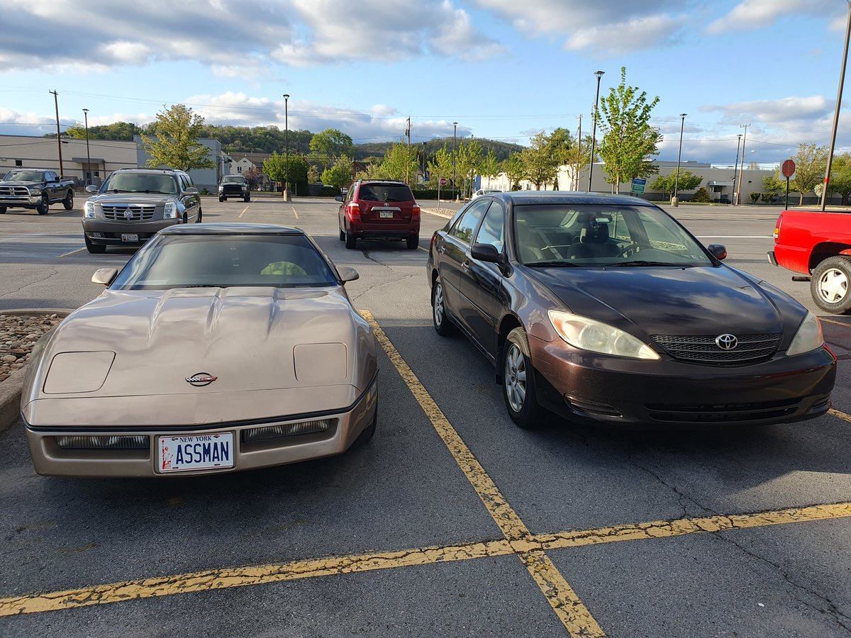 CanipolyHasSex's tweet photo. @mndemsoc I bought a 2002 Camry XLE for $850 6 years ago and a 1985 Corvette for $1500 2 years ago, skill issue. https://t.co/2cciy9C17Z