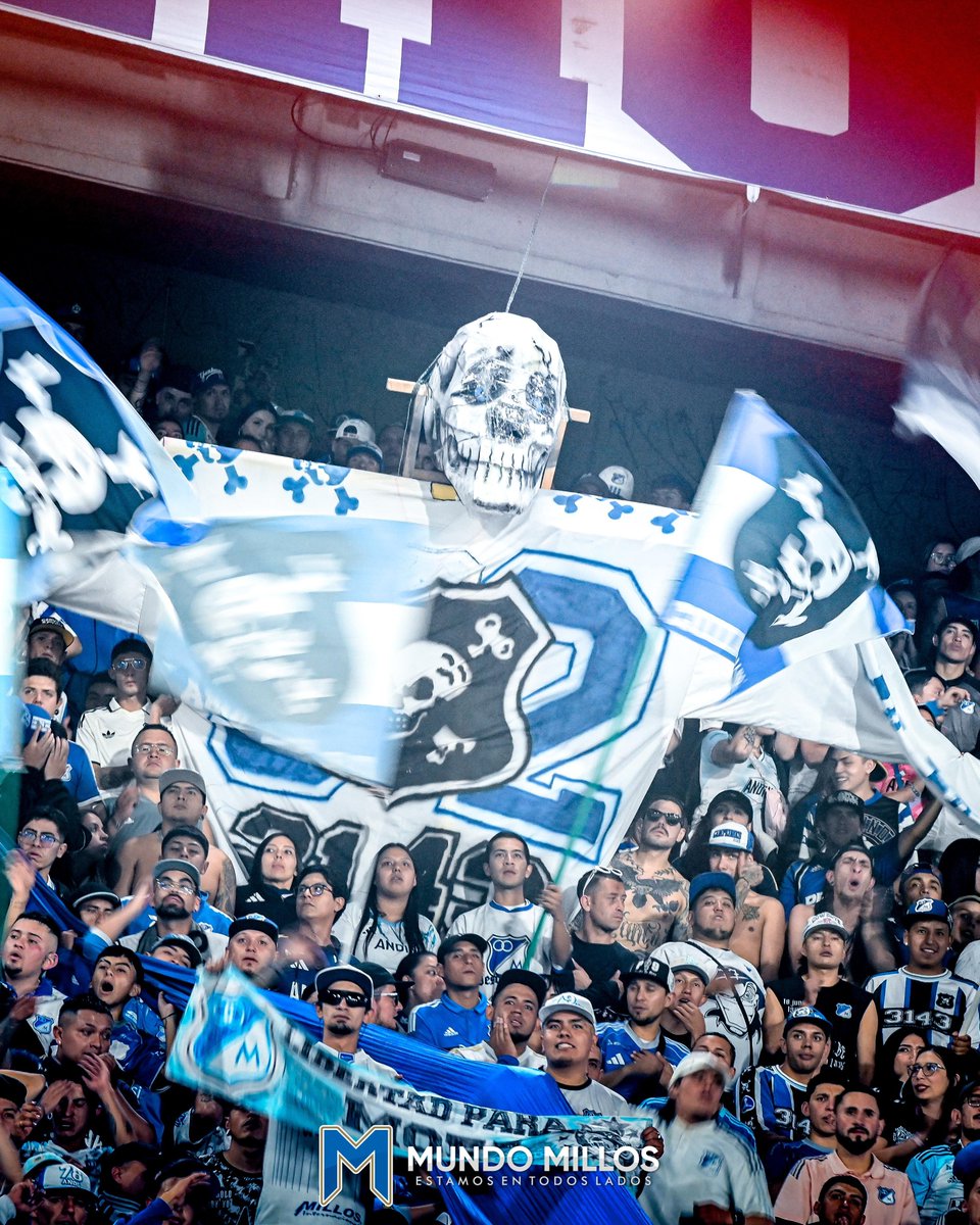 MundoMillos's tweet photo. #FOTOS Les dejamos estas y más de 300 imágenes del Millonarios 1-1 Once Caldas de anoche en El Campín con el lente de @nicodelgadillom en nuestra Web.

Galería completa: 

https://t.co/29KUv1SG9R

#EstamosEnTodosLados https://t.co/WRutPyytQo