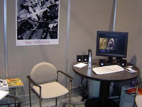 MateuszBrat's tweet photo. CDPR stand on the BioWare booth at E3 2004 https://t.co/aAvnKLILYA
