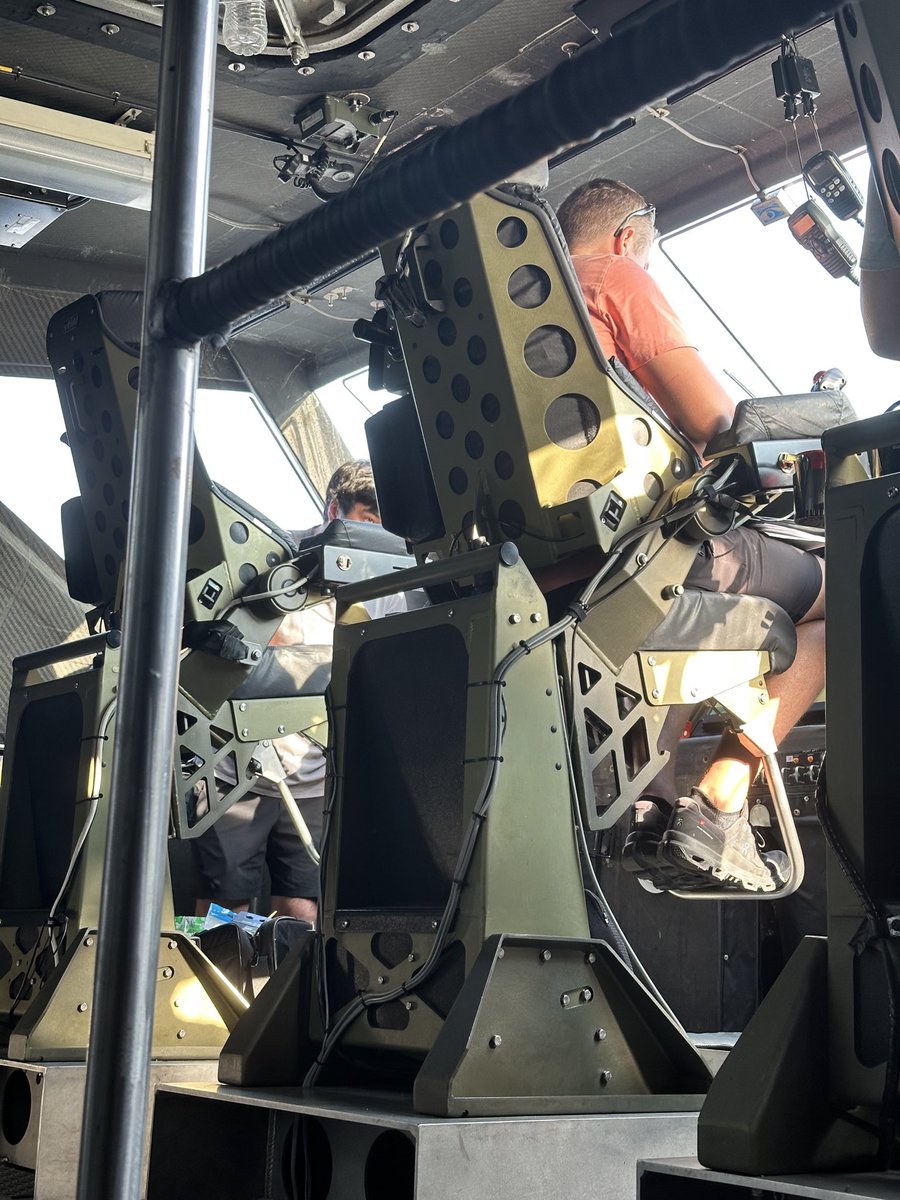 nunzi46's tweet photo. These two @mateocernosek and @alex__chu__ are locked in

From two-man sprints for Navy demos (pictured here in summer ‘24) to a team of 30 clocking thousands of hours in the water

Not hard to see the trajectory of where this one’s going…

More from @msuster 👇 https://t.co/vlpIv5ekz0