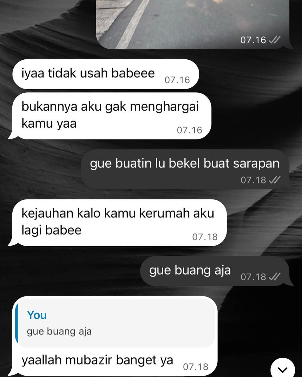 amourphelia's tweet photo. Sewajarnya orang pacaran aja kakkk, jangan jadi mothering😭😭 https://t.co/VcKDMCCqnD