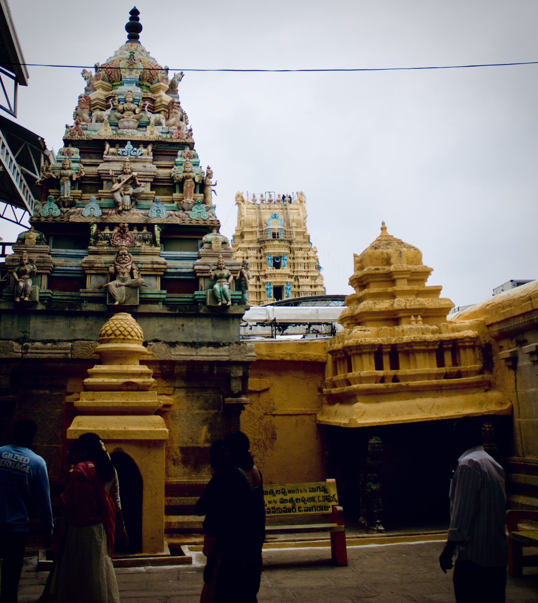 sameermathad's tweet photo. Had darshan at Srimath Kadiri Lakshmi Narasimha Swami Vari Temple on Dussehra!

Built in 1352 under Harihara I, it is one of the earliest dated Vijayanagara temples in Andhra Pradesh. 

The town is said to take its name from the khadira tree under which the deity was found. Inside, Narasimha swami is shown with eight arms, tearing open Hiranyakashipu, with Prahlada standing beside him. 

🙏🏼