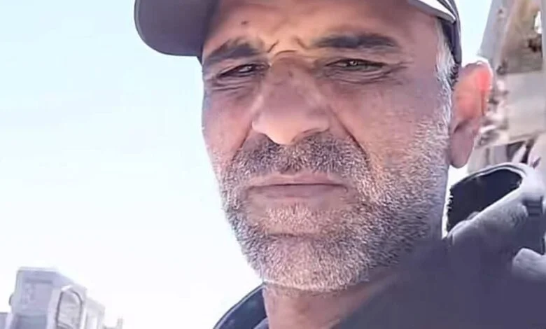 Mujamma_Haraket's tweet photo. Breaking; Resistance security source: Resistance security forces successfully eliminated collaborator militia member Imad al-Louh (“Abu al-Adham”) after he was lured east of Deir al-Balah, central Gaza. He took part in assassinating the young man Misbah Dalloul days earlier. https://t.co/4X9oulI1YQ