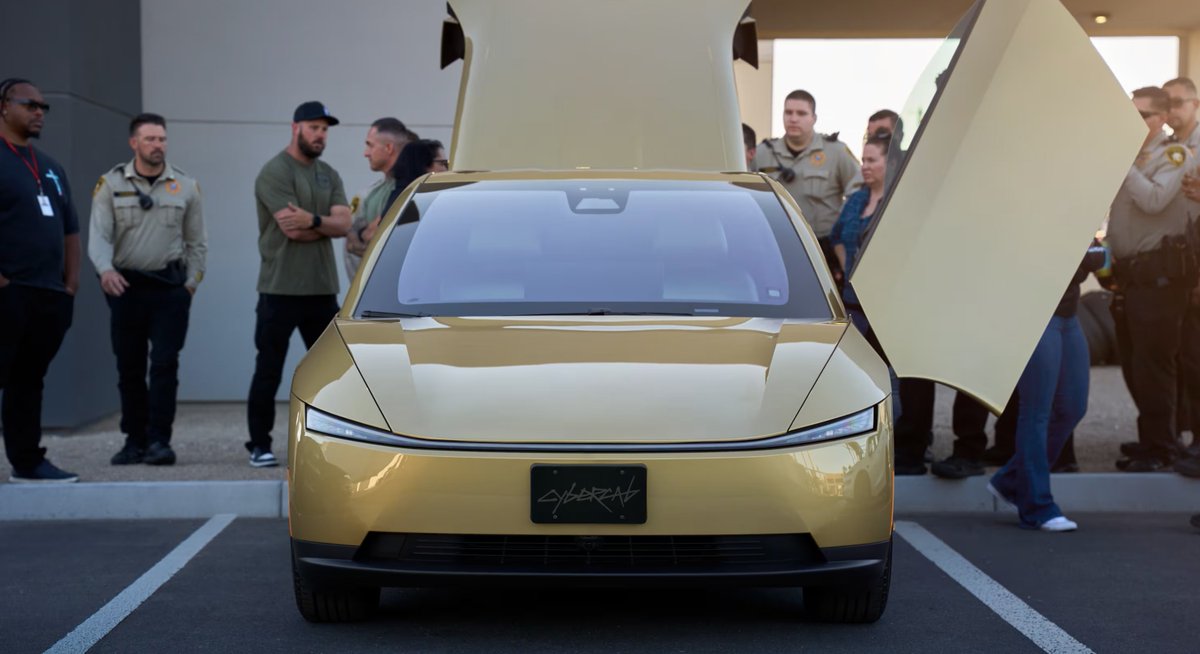 SawyerMerritt's tweet photo. Tesla just introduced a new first responder for Robotaxi website.

"We train first responders on our protocols, work with them to improve our operations and design features to help them safely interact with our Robotaxi fleet."

https://t.co/FBUN2zJ4EO https://t.co/GaZwtay4xf