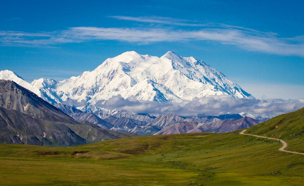 PlacesOfEarthX's tweet photo. Mount McKinley, Alaska, USA 🇺🇸 https://t.co/G2aLC3OfF9